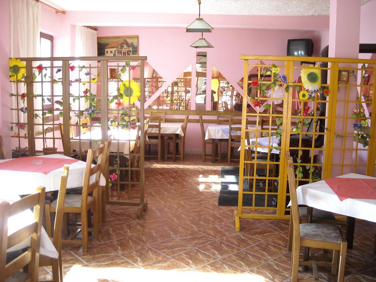 Motel Sretno Good Luck Trnovo Ngoại thất bức ảnh